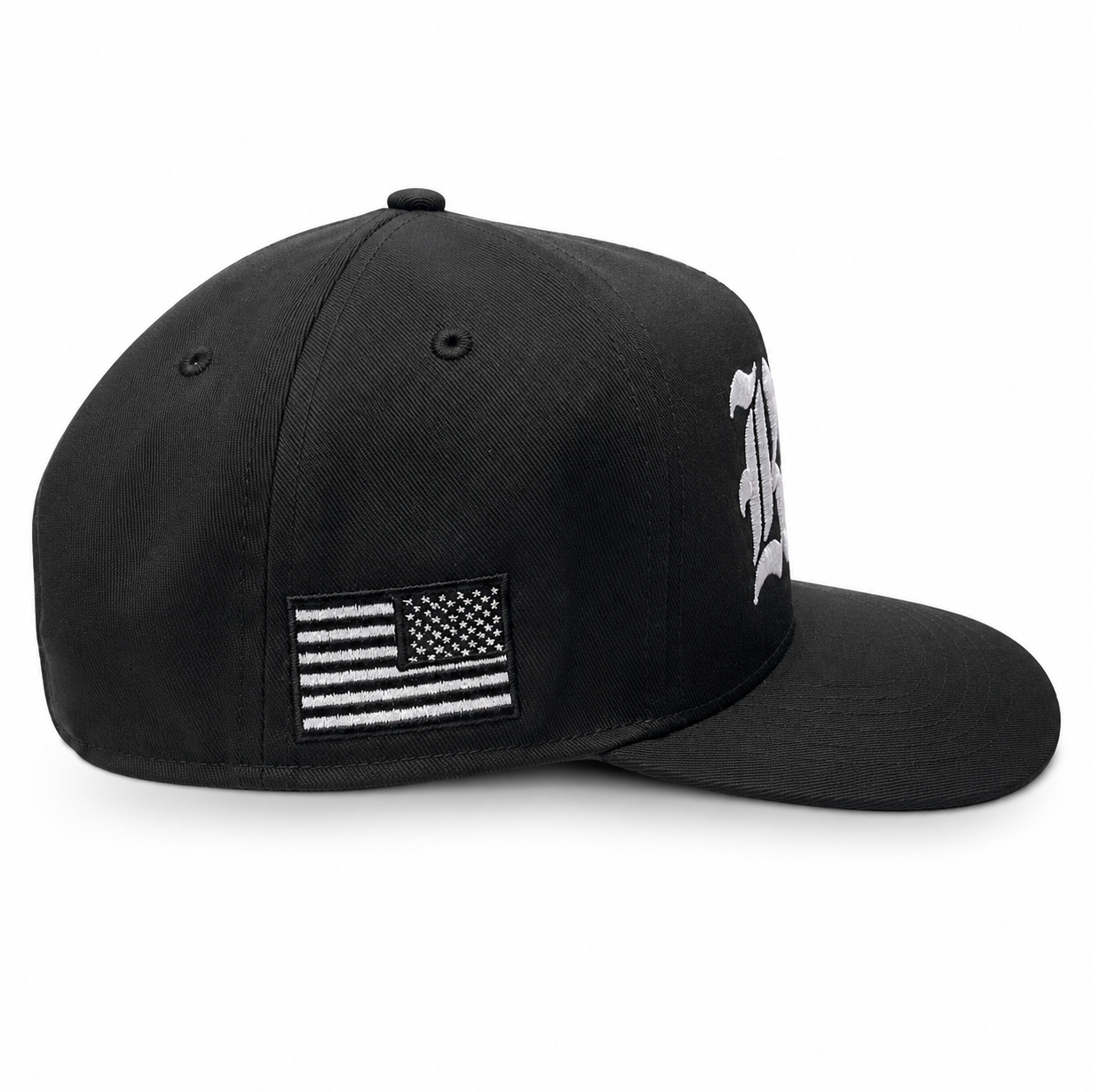 RAID HAT B&W